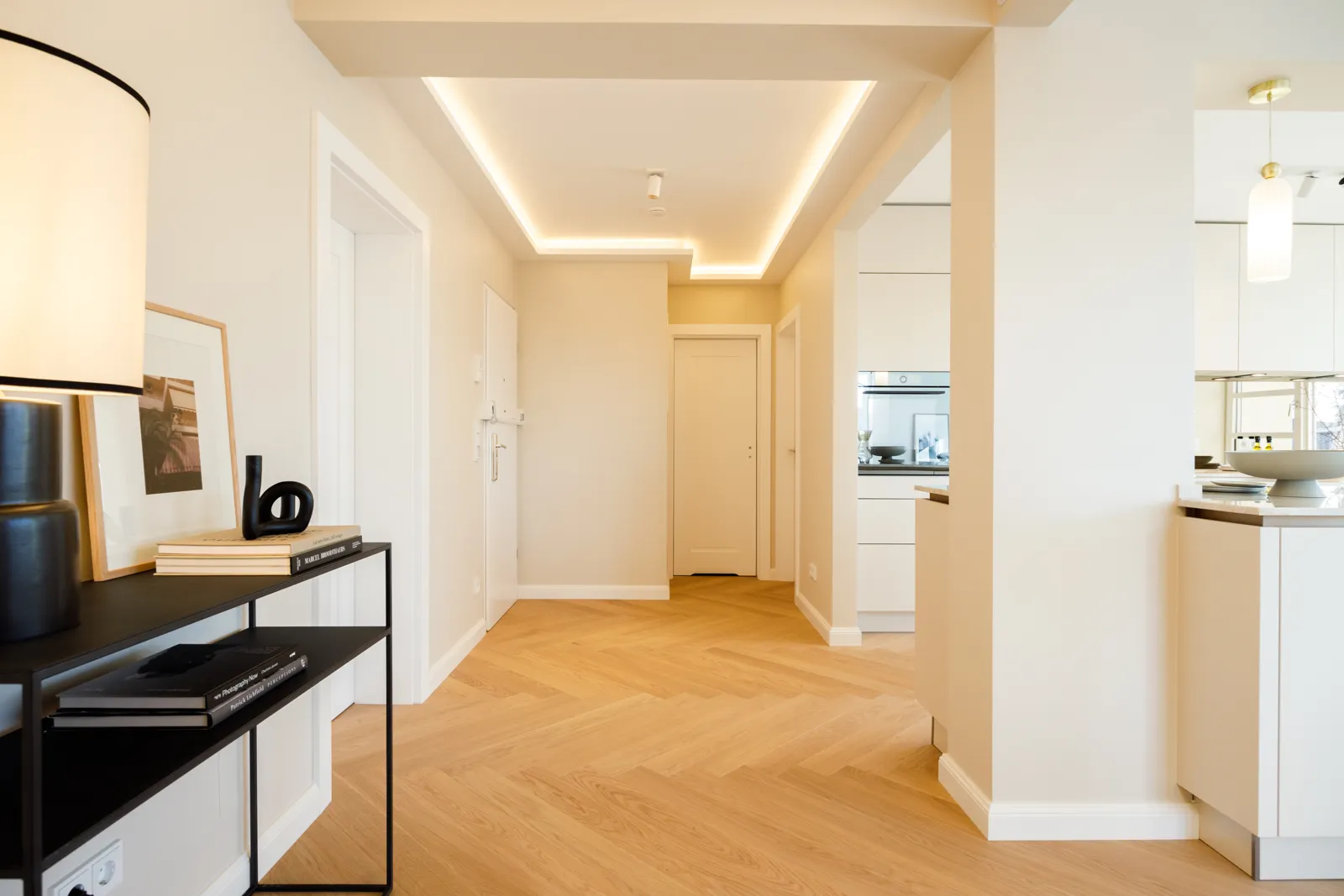 Projekt N28: Sanierte Terrassenwohnung Nederlinger Straße, München-Nymphenburg