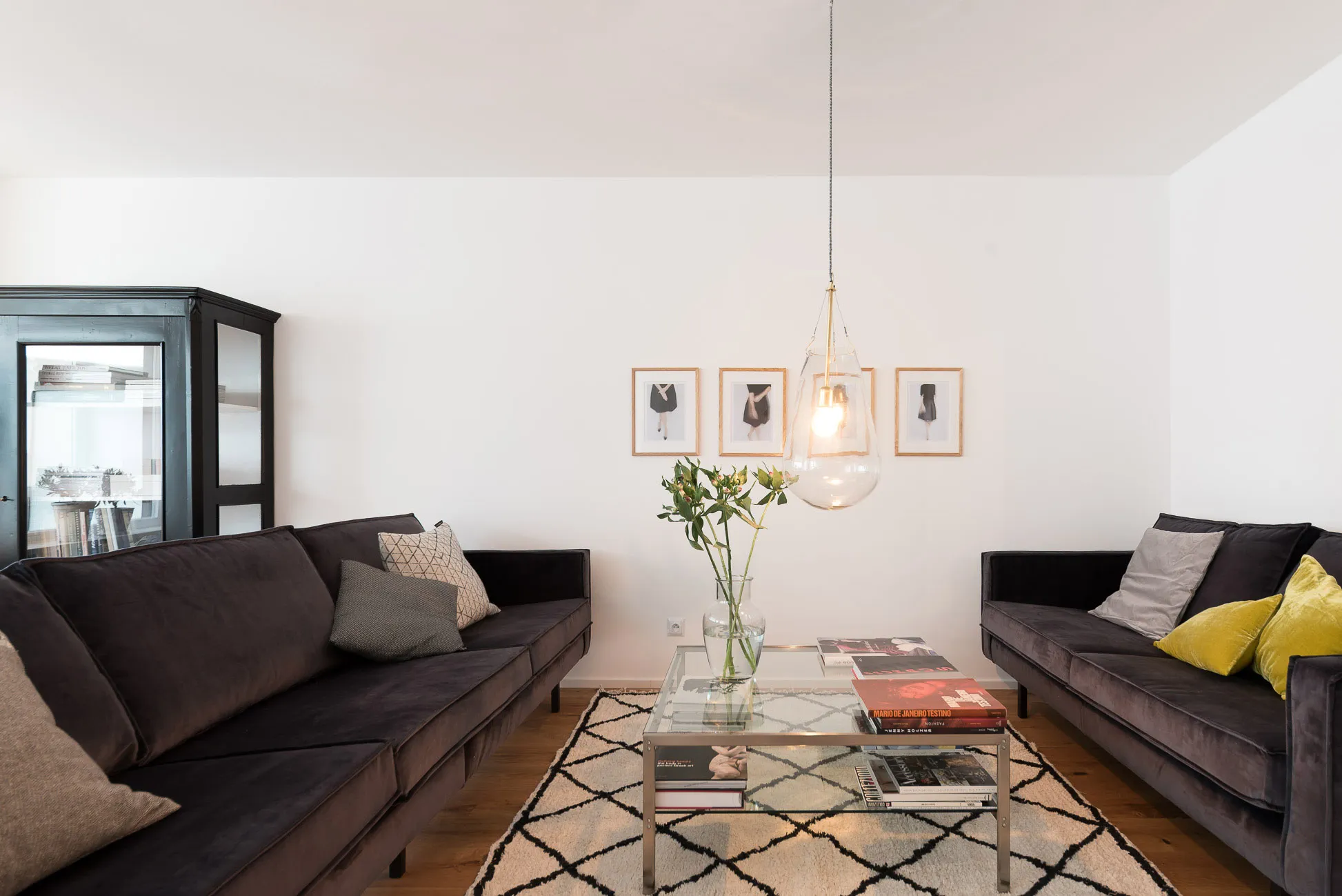 Sanierte Wohnung in München, Interior von All About Maison – Wohnbereich