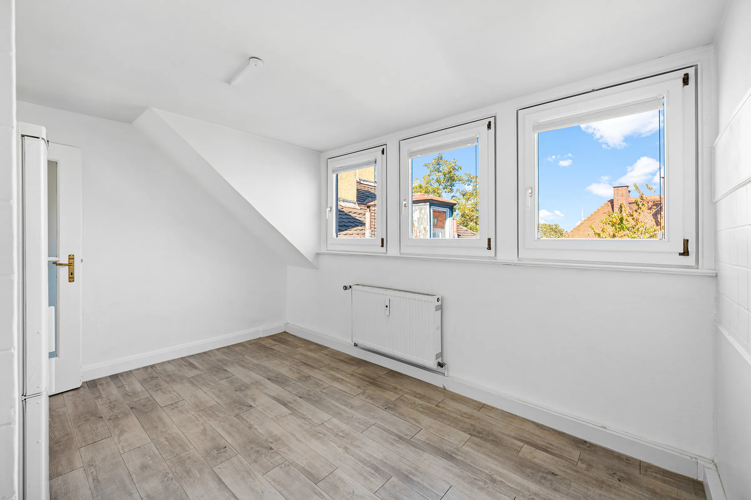 Zimmer nach Nord-Ost mit Blick zum Innenhof