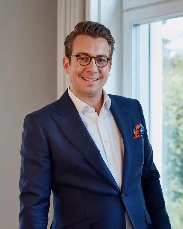 Alexander Mehlstäubl, Vermittlung bei All About Maison