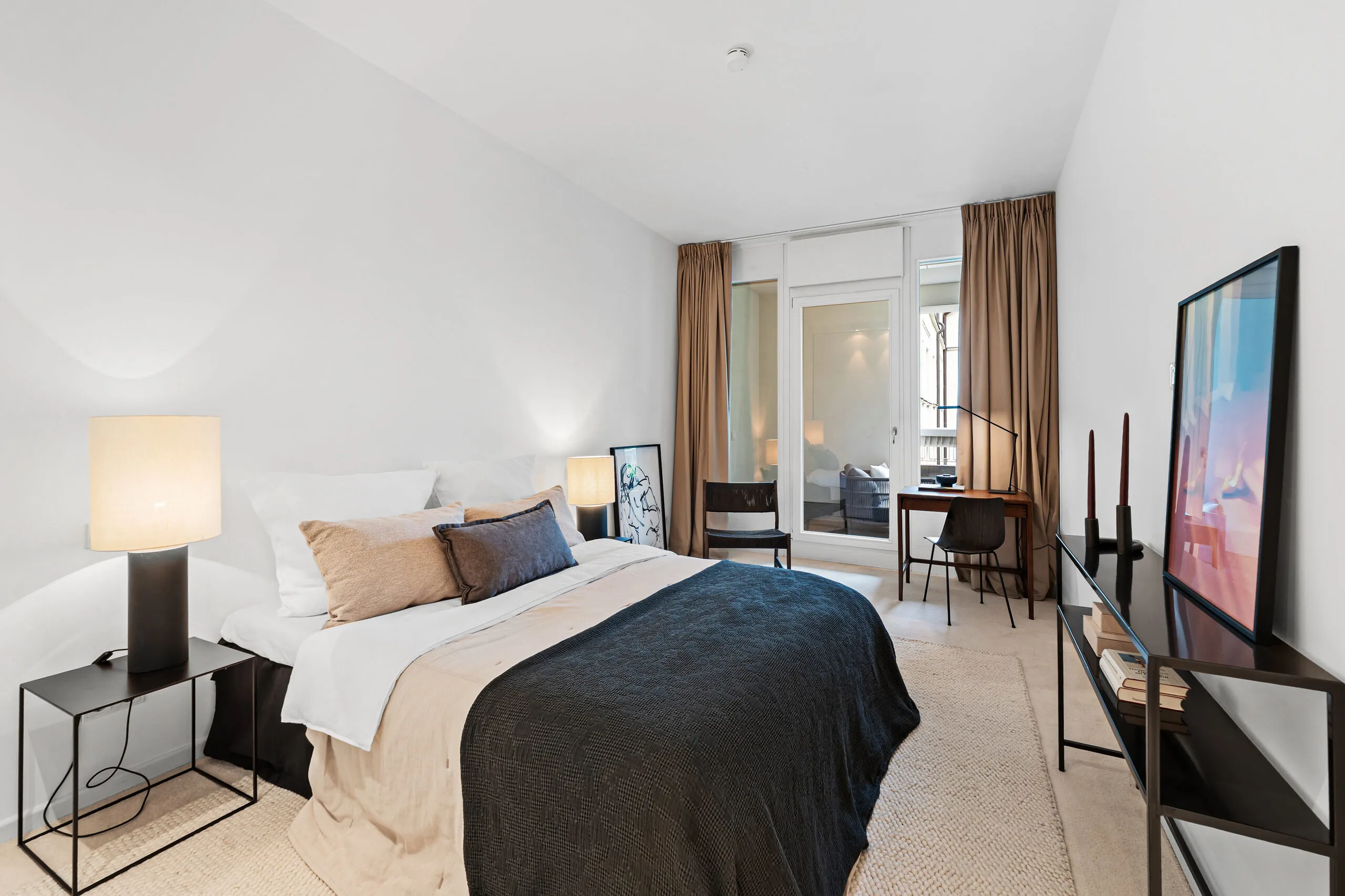 Schlafzimmer zum ruhigen Lichthof
